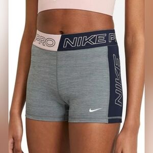 Nike Women`s Pro Graphic Color-Block 3” Shorts Gray Pink Size XS Dri-Fit BO-3024